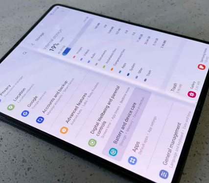 三星提高可折叠设备的产能